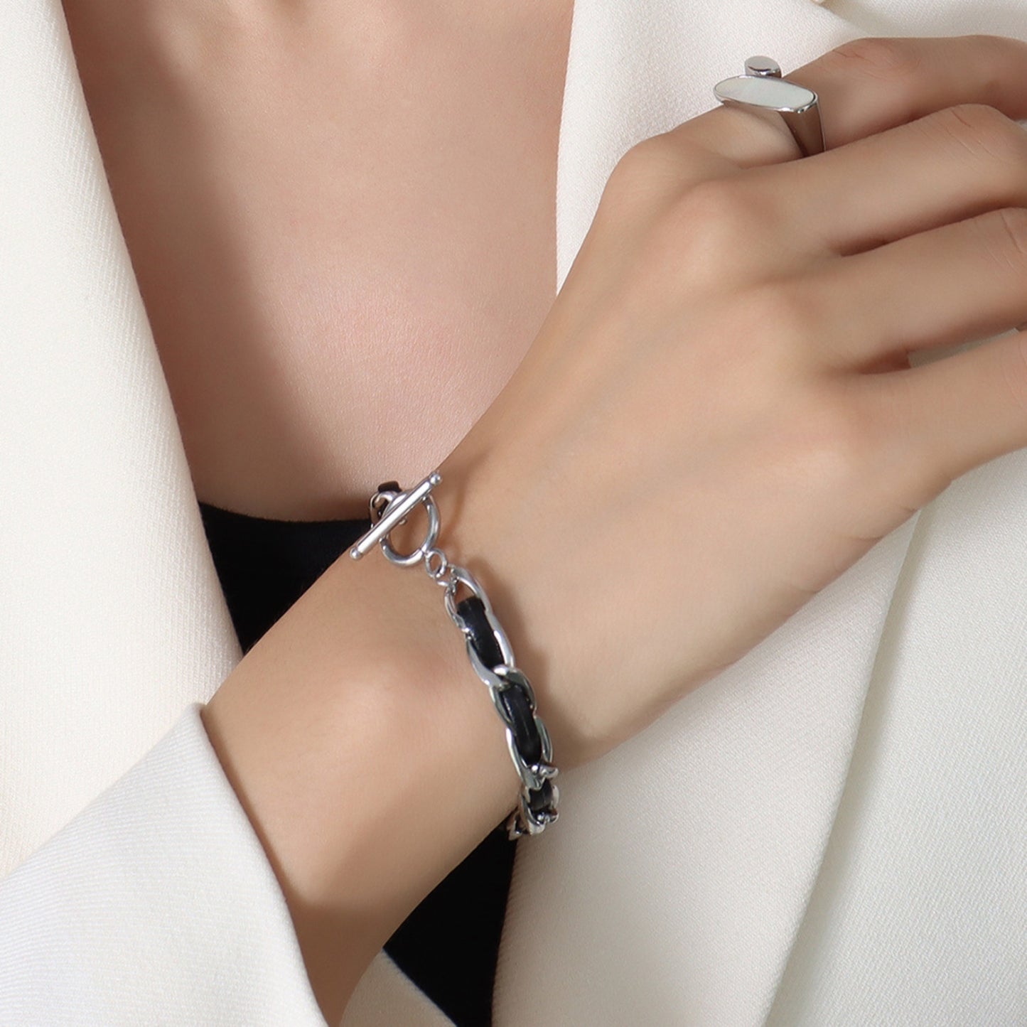 18K Gold-Plated Leather Chain Bracelet - 2 COLORS M^L