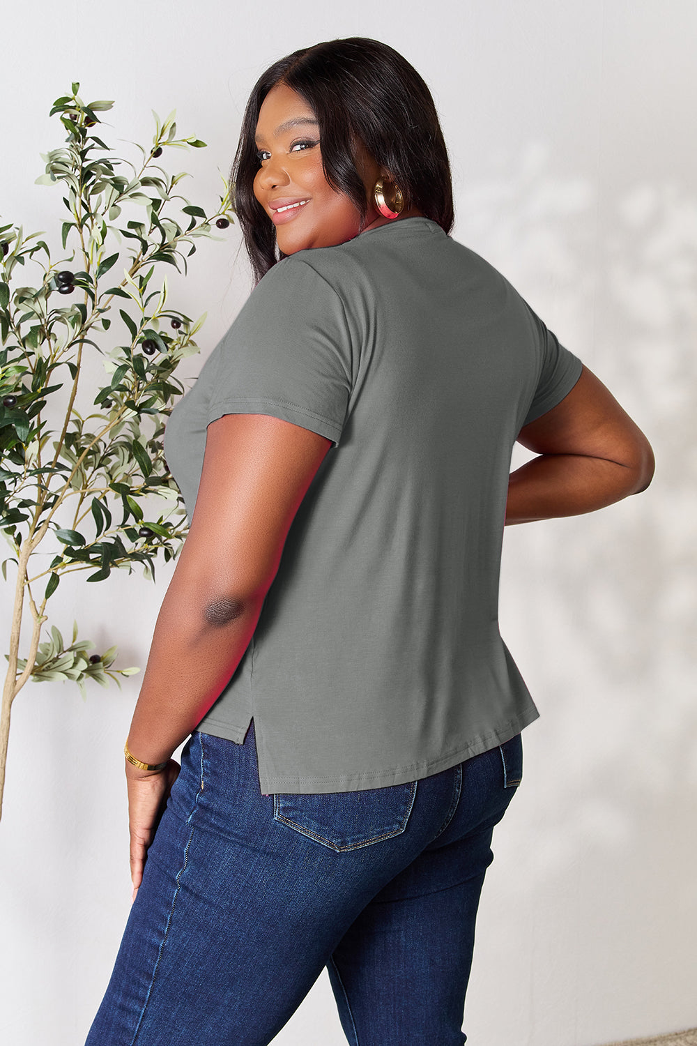 BASIC BAE Full Size Round Neck Short Sleeve T-Shirt - 7 COLORS