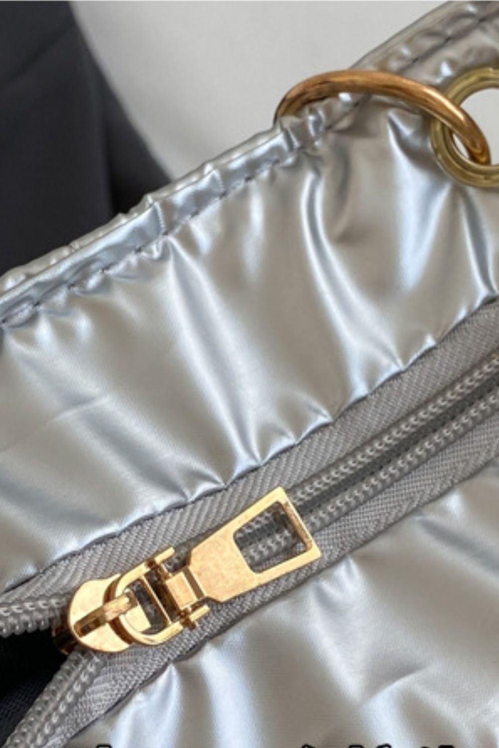 Bubble Texture Chain Handbag - 4 COLORS M@S@X@B