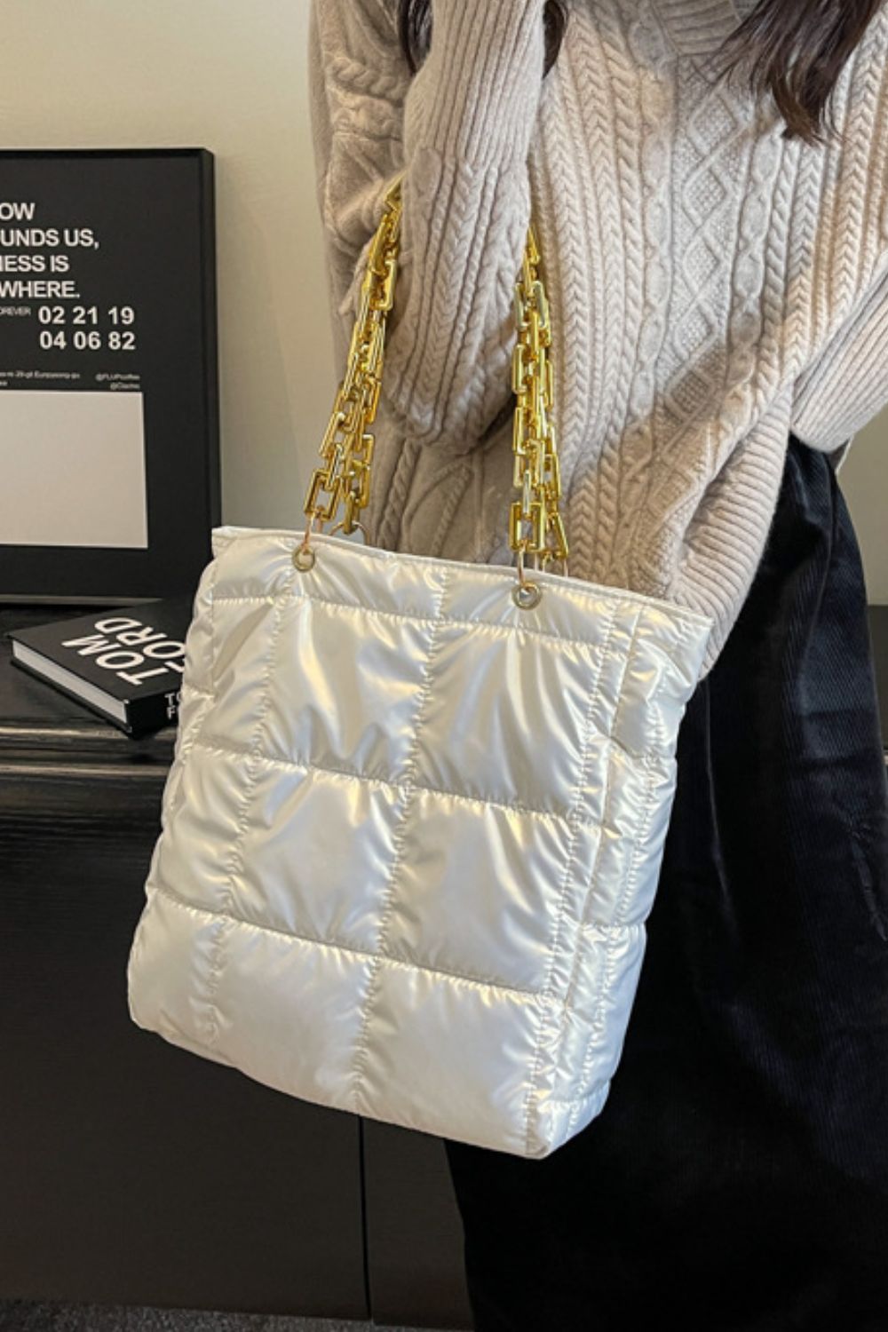 Bubble Texture Chain Handbag - 4 COLORS M@S@X@B