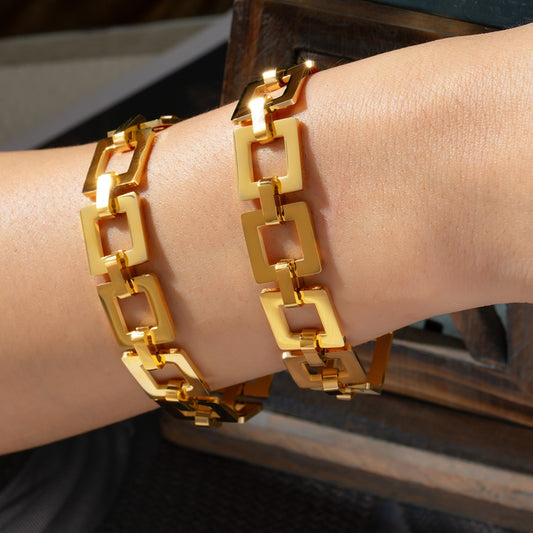 Titanium Steel Hollow Square Chain Bracelet  M^L