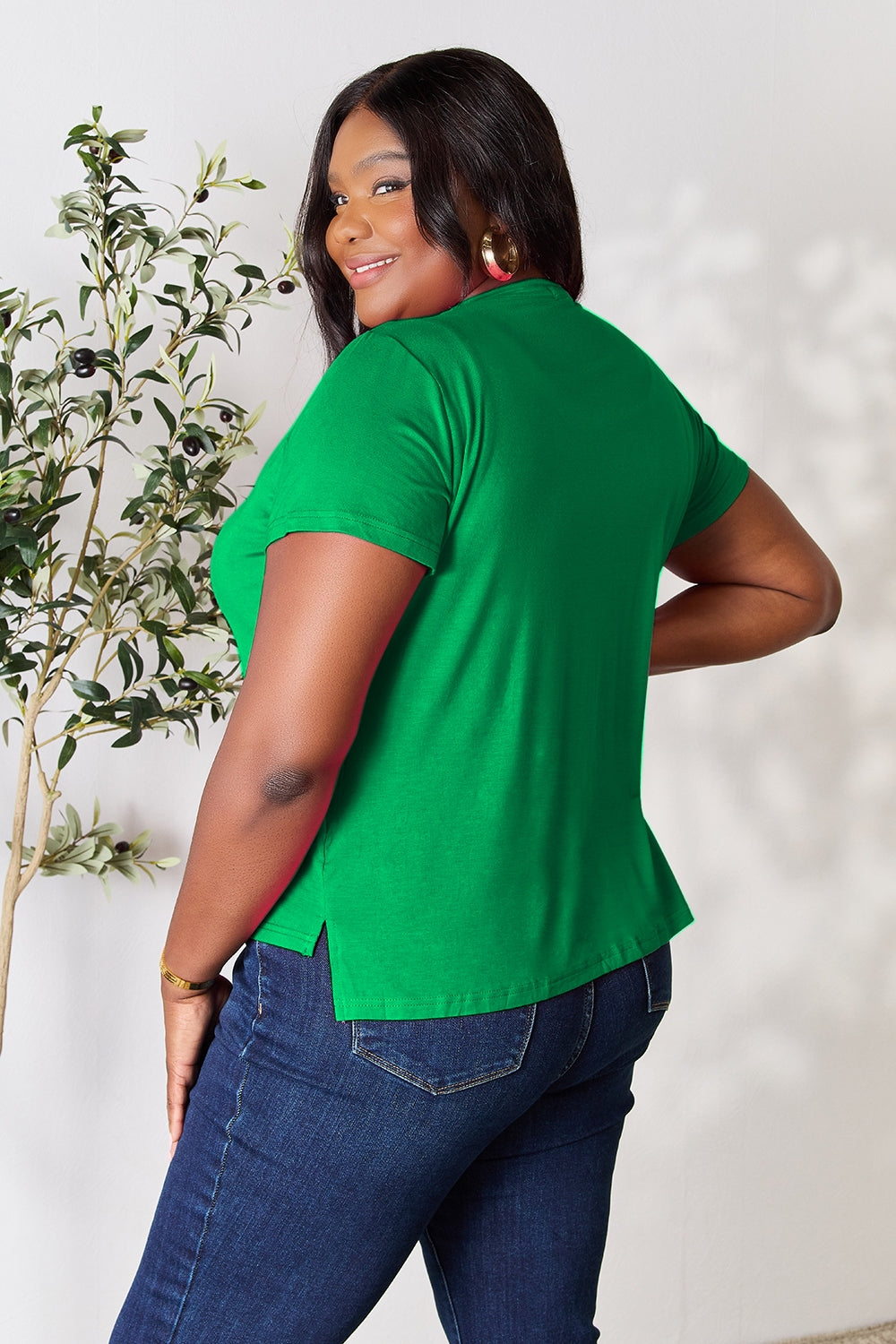 BASIC BAE Full Size Round Neck Short Sleeve T-Shirt - 7 COLORS