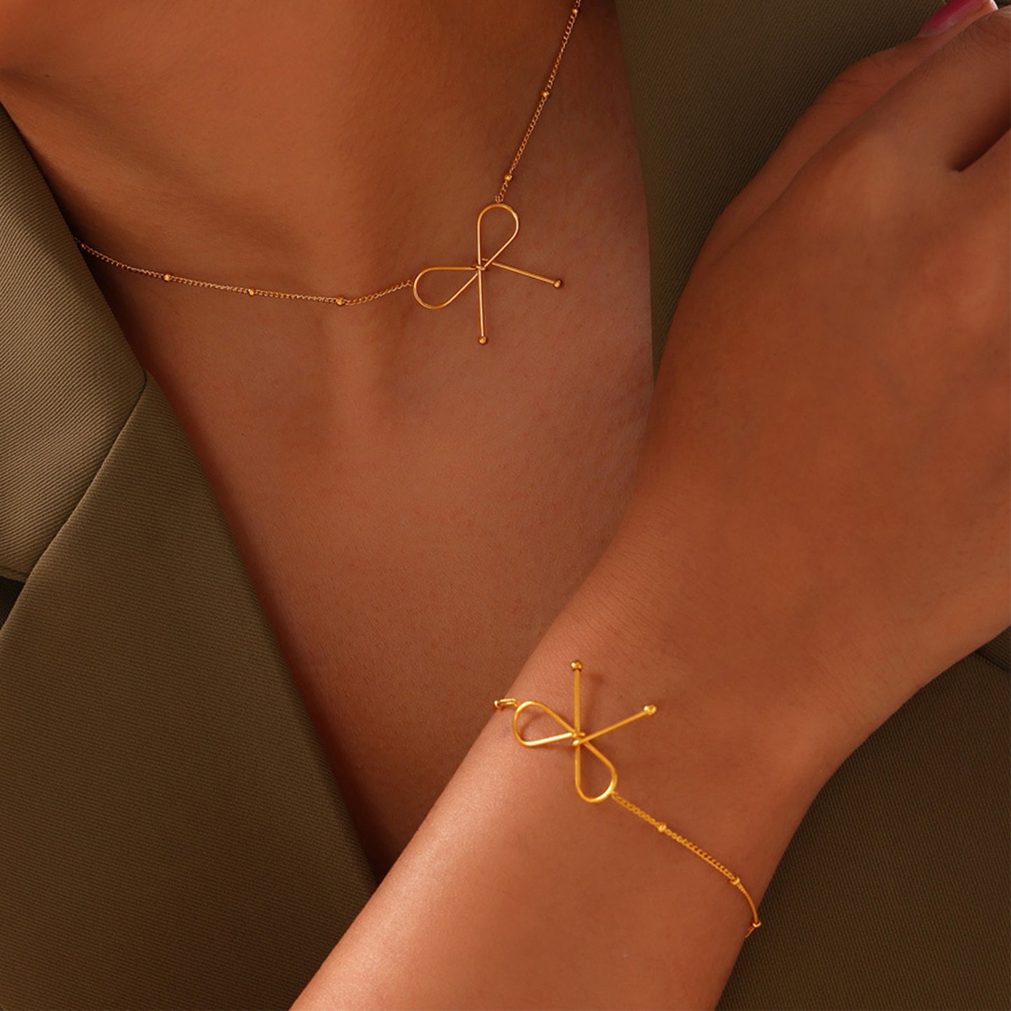 Titanium Steel Bow Bracelet - 3 COLORS  M^L