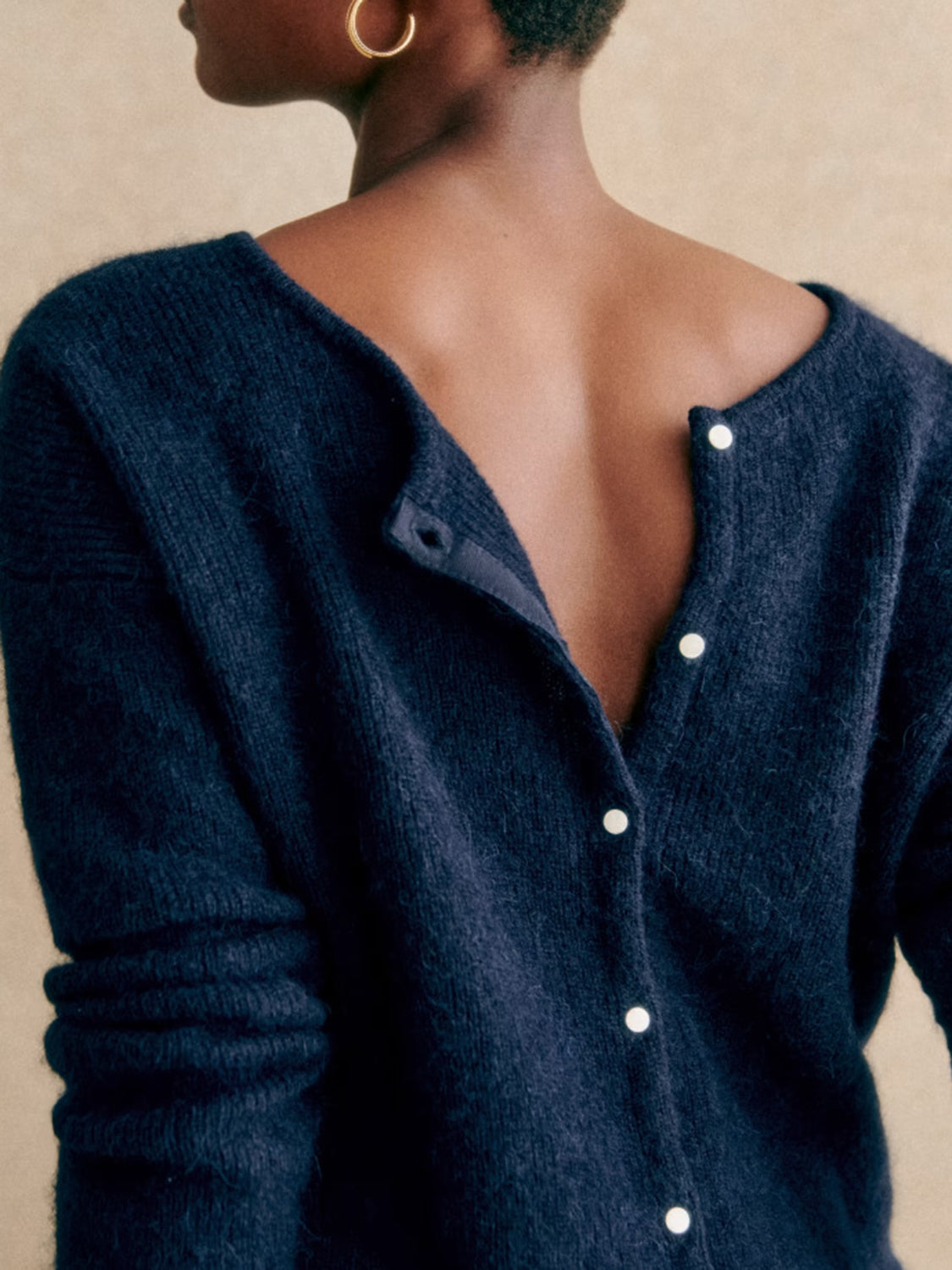 Button Down Long Sleeve Sweater - 7 COLORS  G.Z.Z.X